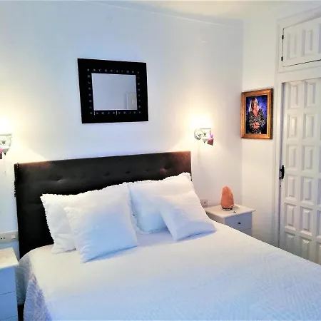Appartamento Global-immo 2194 Les Rocques C6 *